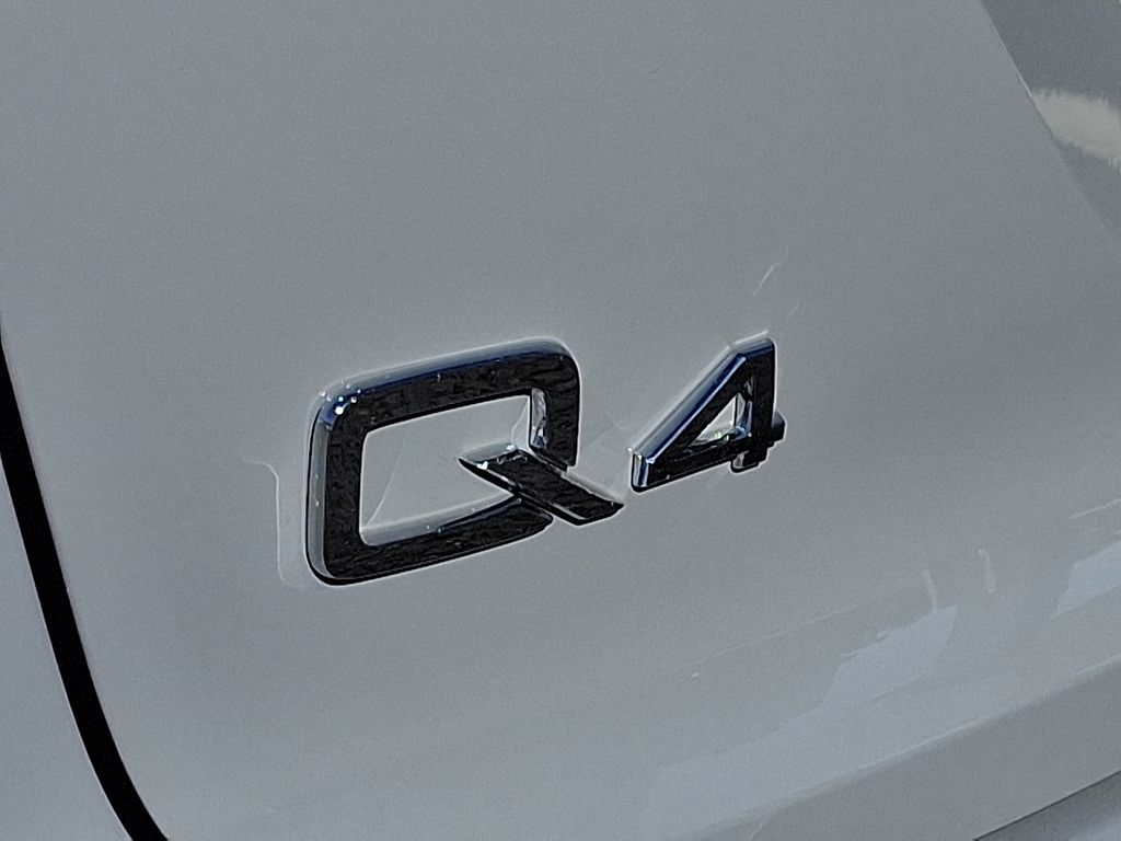Thumbnail: 2025 Audi Q4 e-tron - 31
