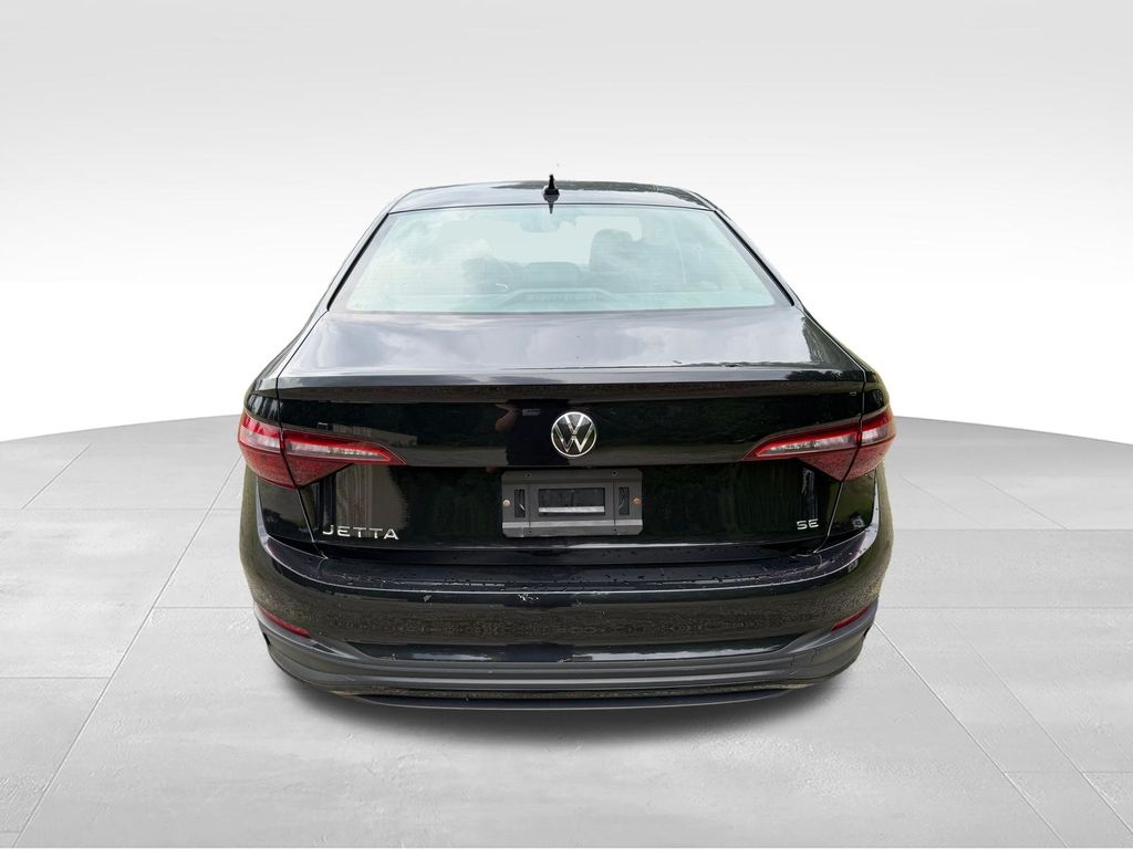 2024 Volkswagen Jetta 1.5T SE - Image 5