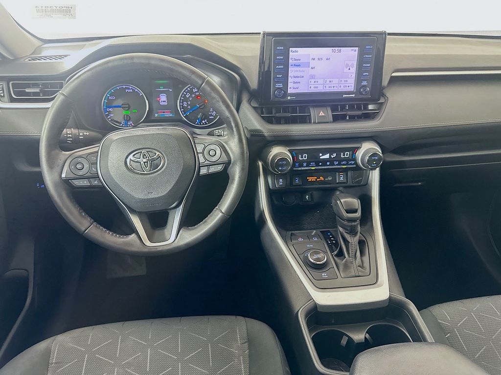Thumbnail: 2020 Toyota RAV4 - 22