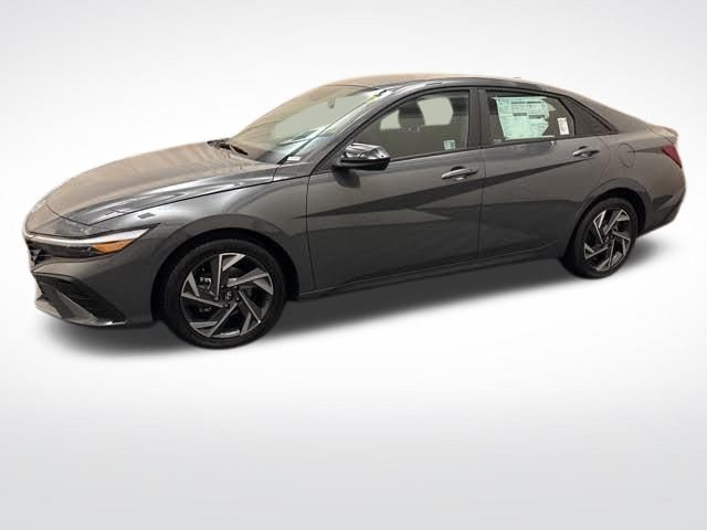 New 2025 Hyundai Elantra For Sale in Bedford, OH