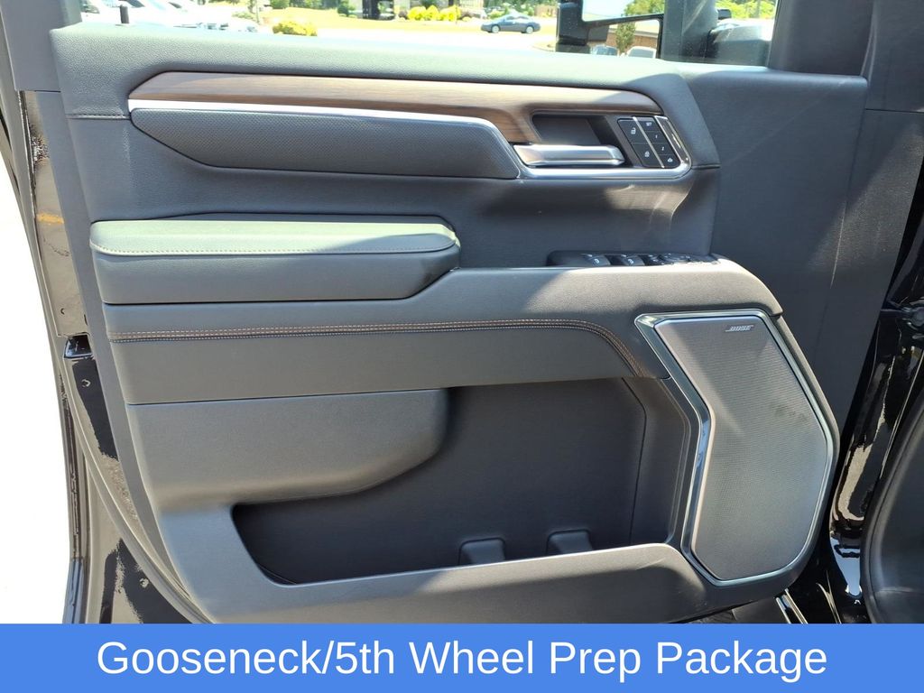 Used 2024 Black Chevrolet High Country image 21