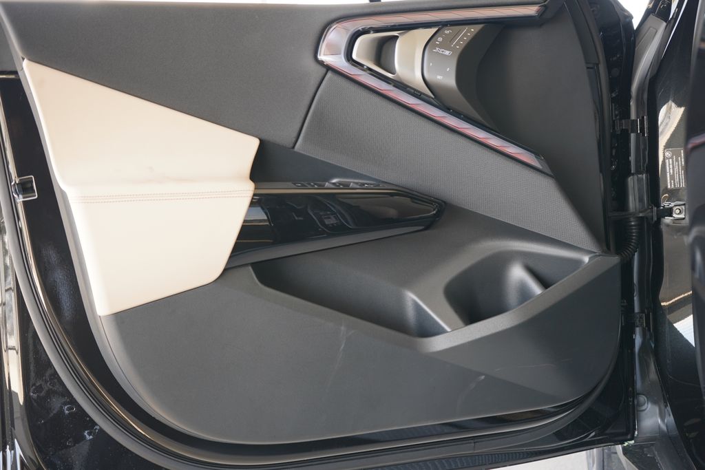 Thumbnail: 2026 BMW X3 - 10