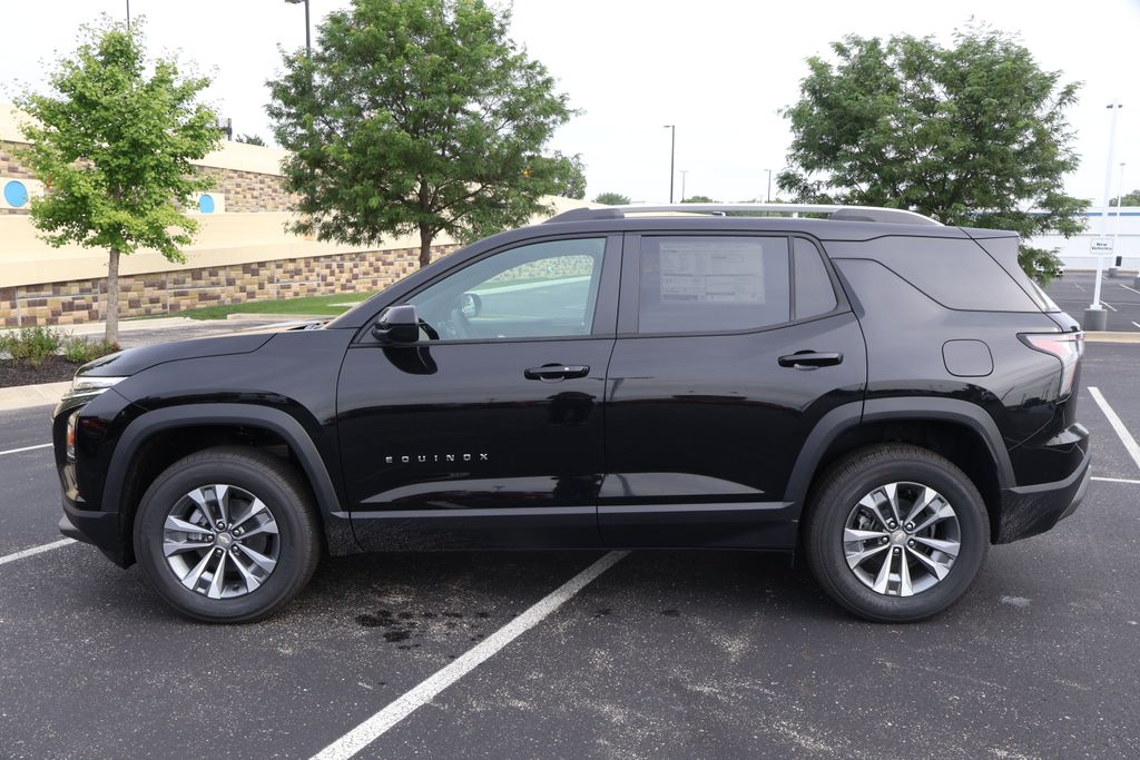 Thumbnail: 2026 Chevrolet Equinox - 12