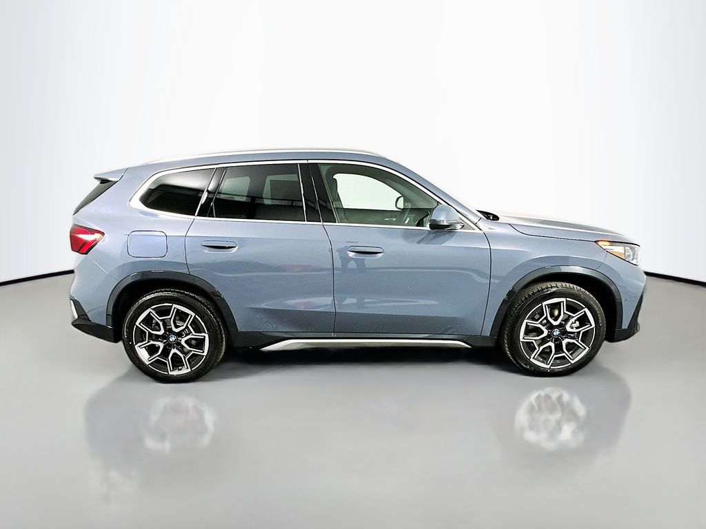 Thumbnail: 2026 BMW X1 - 4