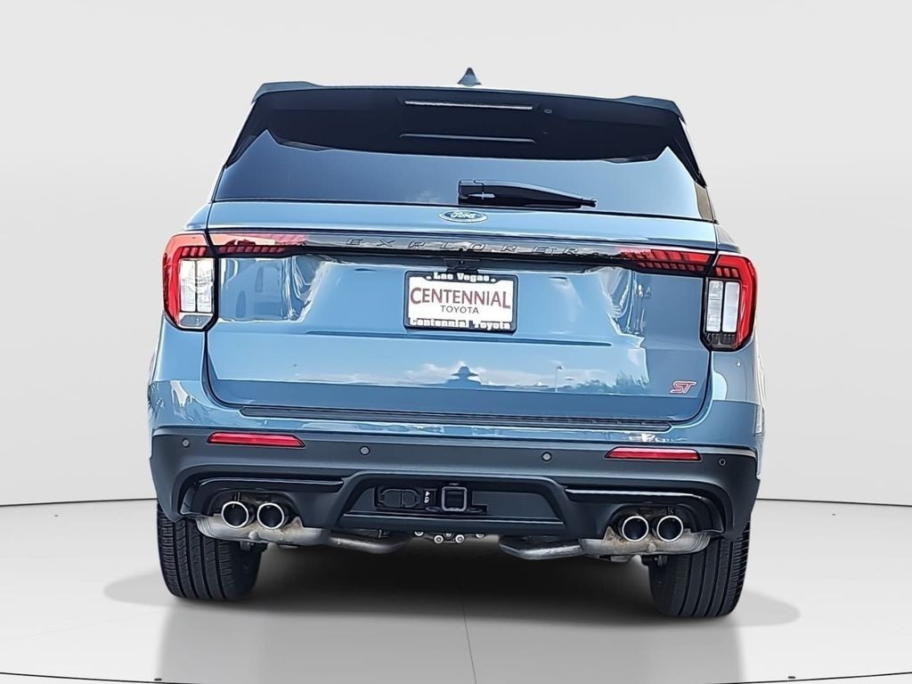 Used 2025 Ford Explorer SUV