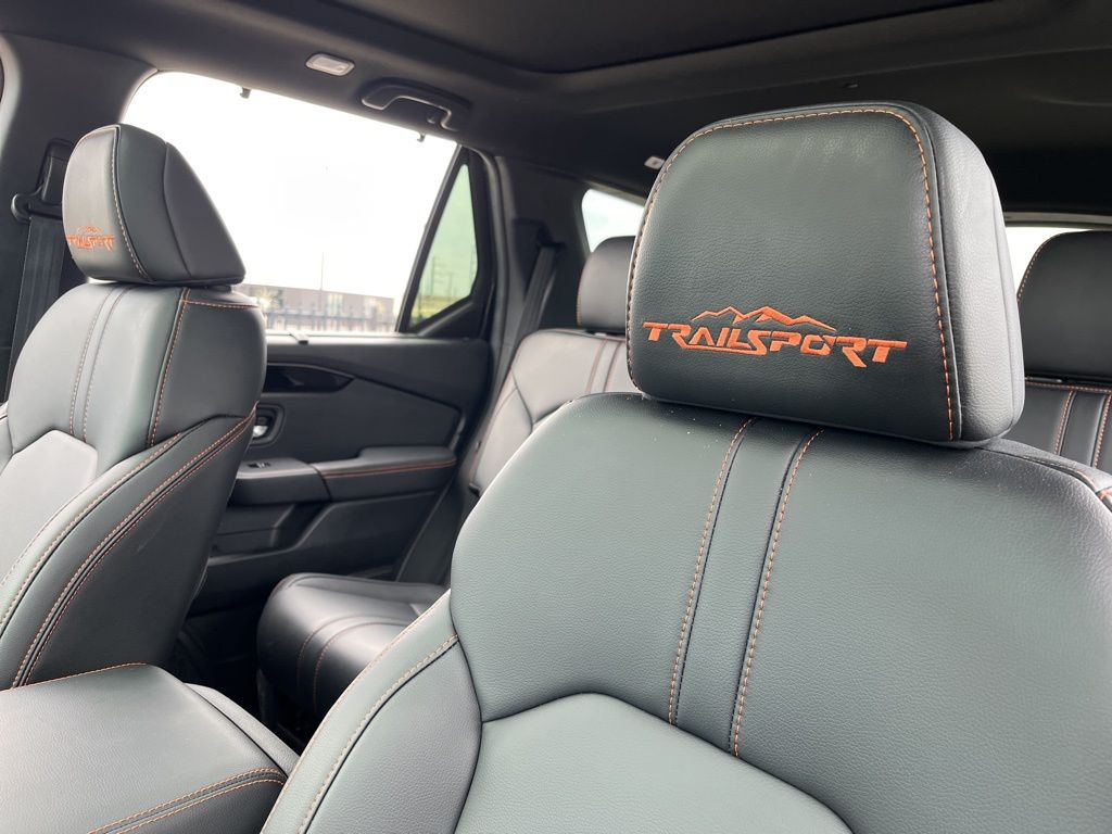 Thumbnail: 2025 Honda Pilot - 12