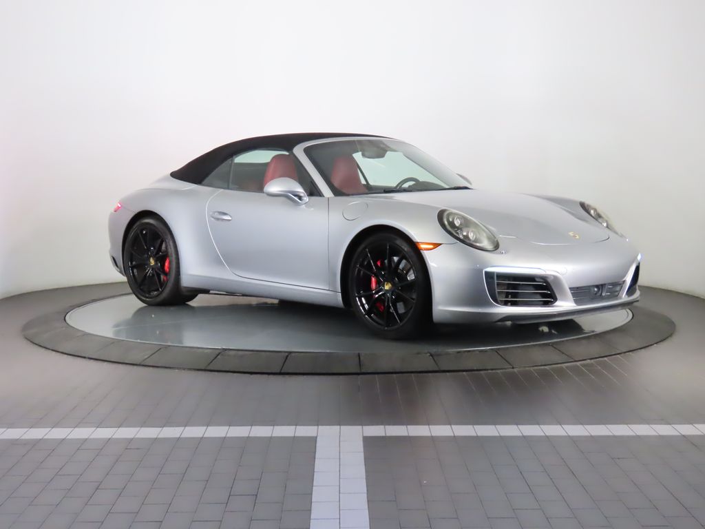 Thumbnail: 2017 Porsche 911 - 9