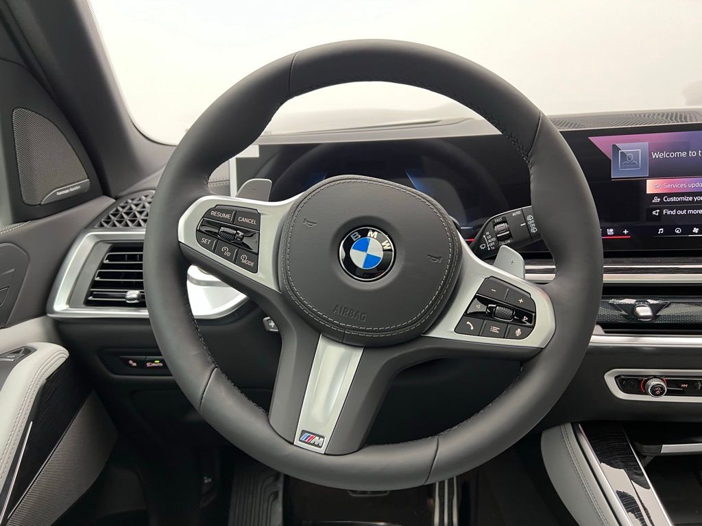 Thumbnail: 2026 BMW X5 - 17