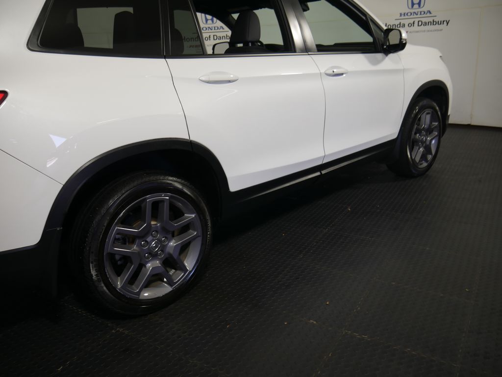 Thumbnail: 2022 Honda Passport - 4