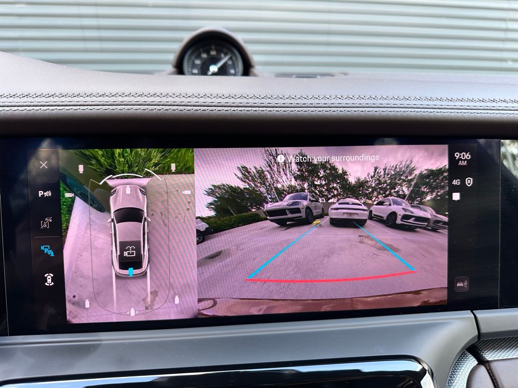 2025 Porsche Panamera  25