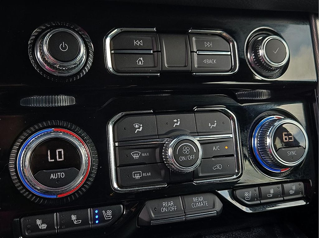 Used 2022 GMC Yukon XL For Sale in Farmington, AR