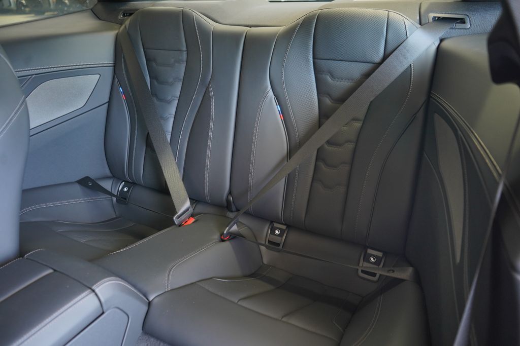 Thumbnail: 2026 BMW 8 Series - 20