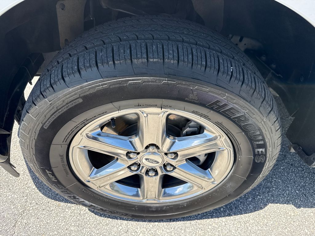 Certified Used 2025 White Ford XLT image 12