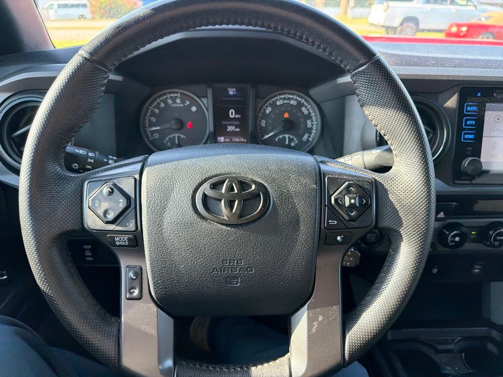 2016 Barcelona Red Metallic Toyota Tacoma TRD Off-Road 4X4 Truck