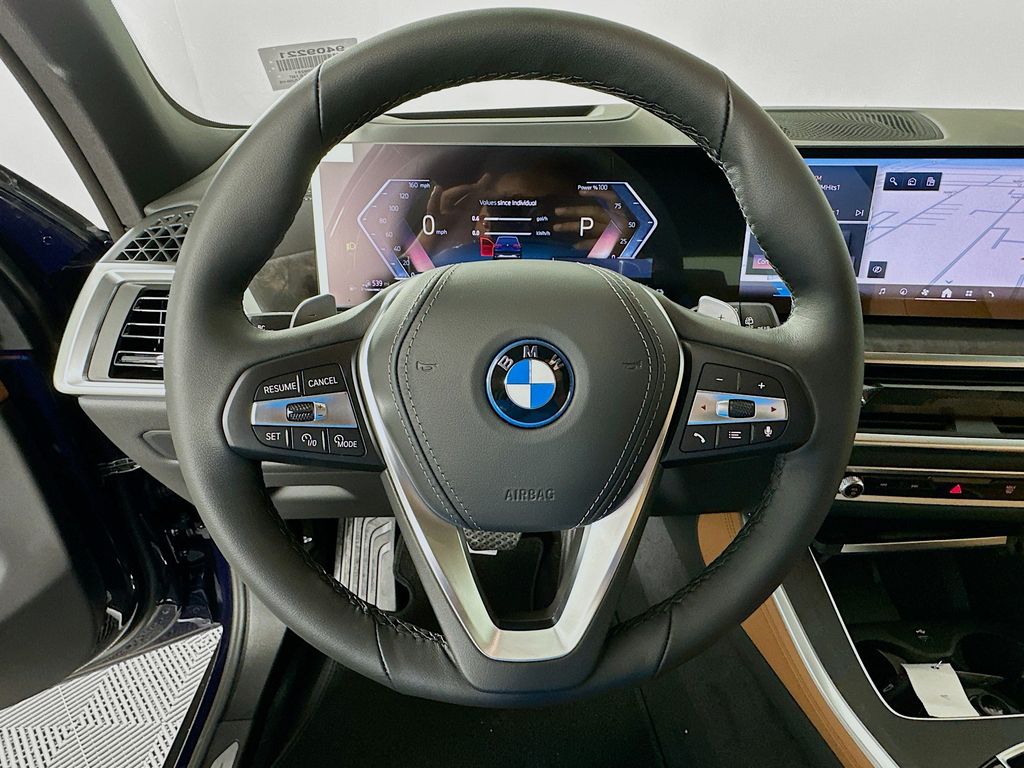 Thumbnail: 2026 BMW X5 - 10