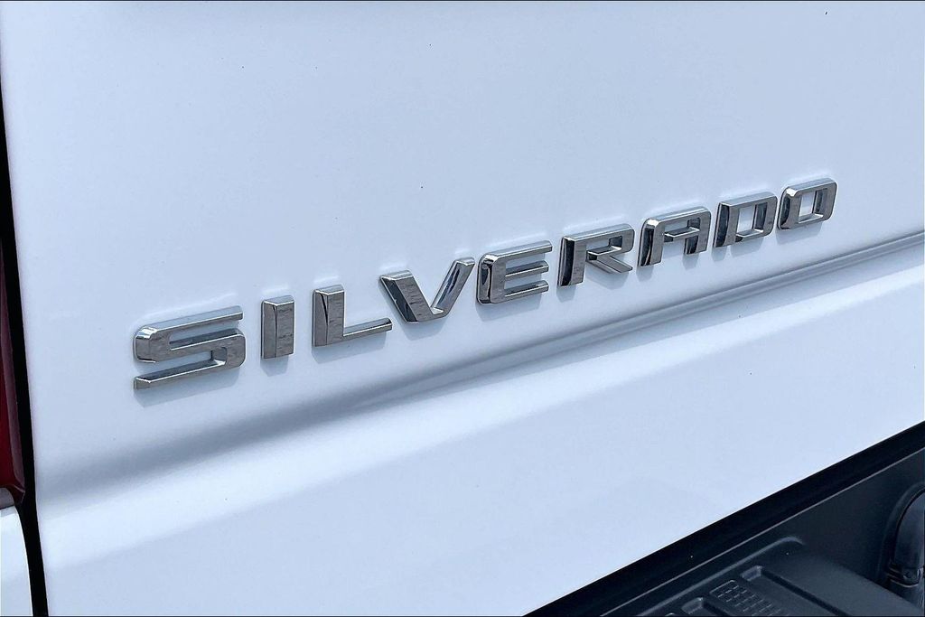 Used 2024 Chevrolet Silverado 1500 LT 4D Crew Cab