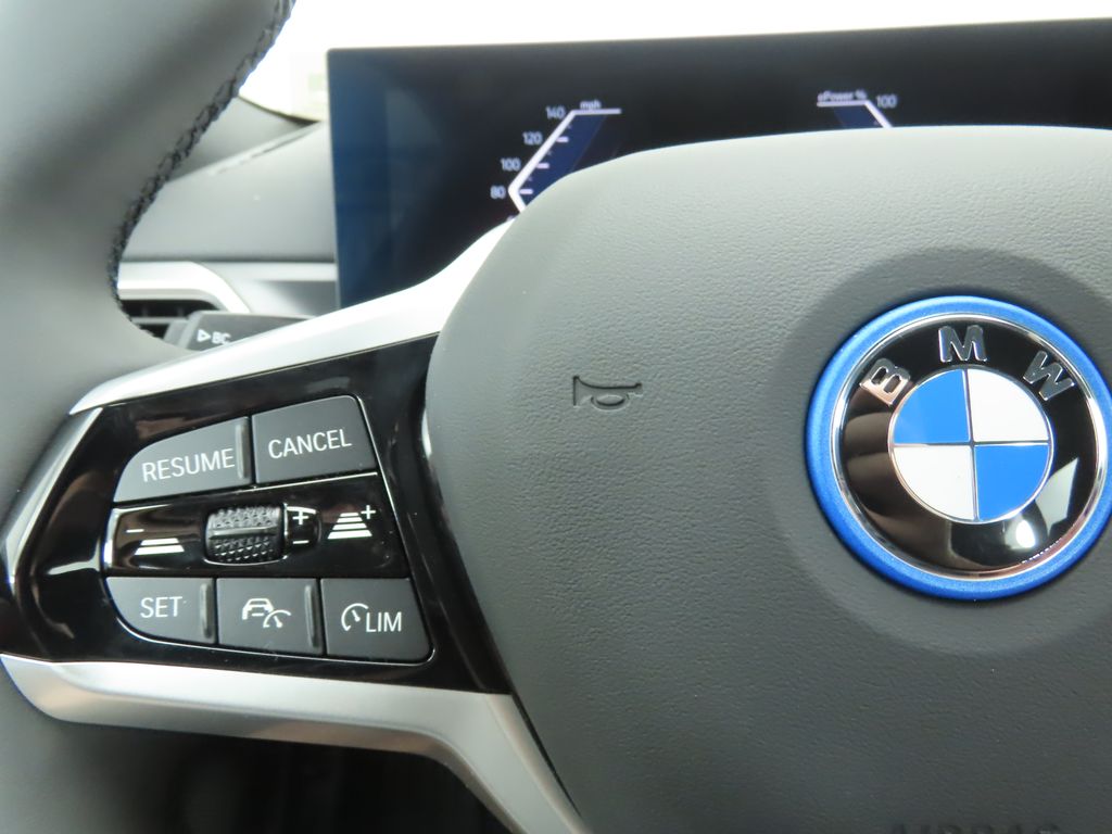 2025 BMW i4 eDrive40 11