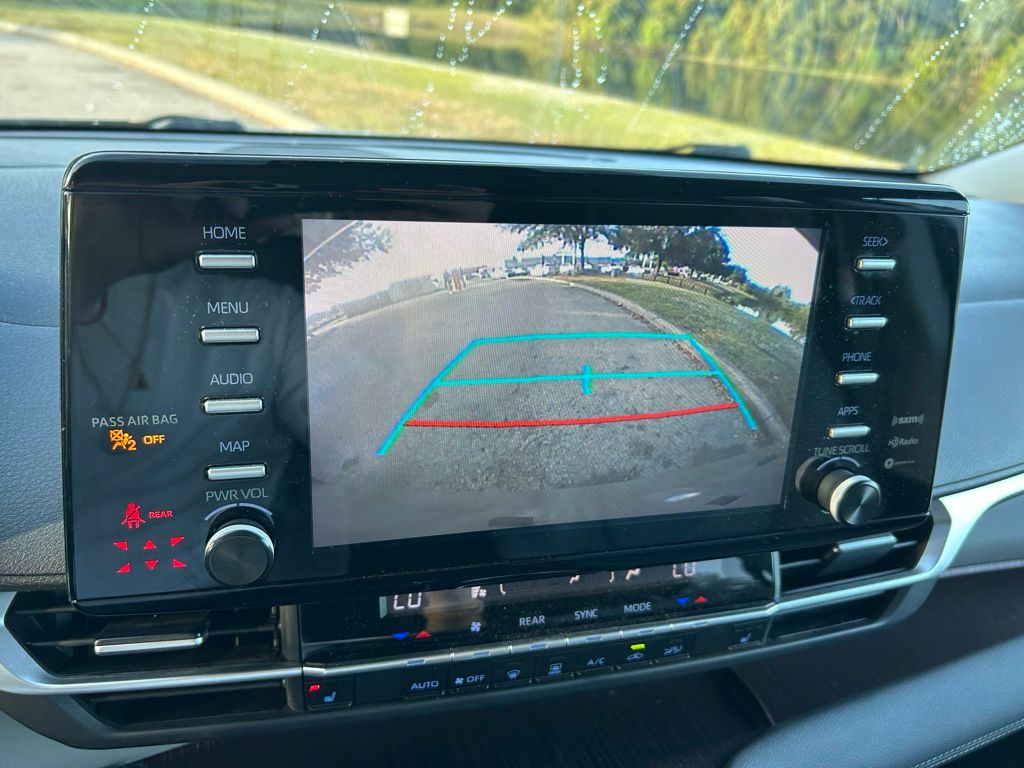 Thumbnail: 2024 Toyota Sienna - 26