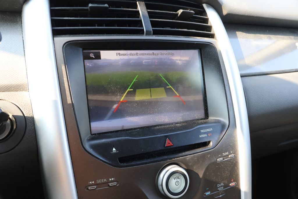 Thumbnail: 2013 Ford Edge - 24