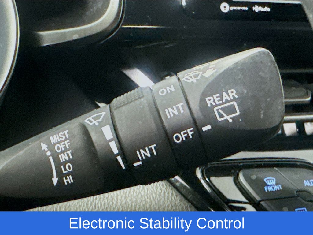 Used Car 2018 Toyota C-hr  Xle For Sale Under $20,000 In Austin, Texas