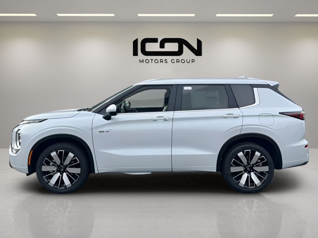 New 2026 Mitsubishi Outlander PHEV SUV