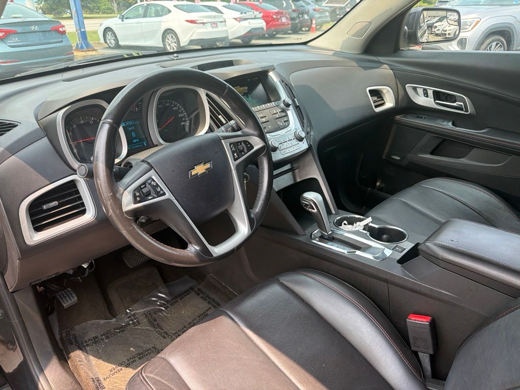 Used 2013 Black Chevrolet LT image 16