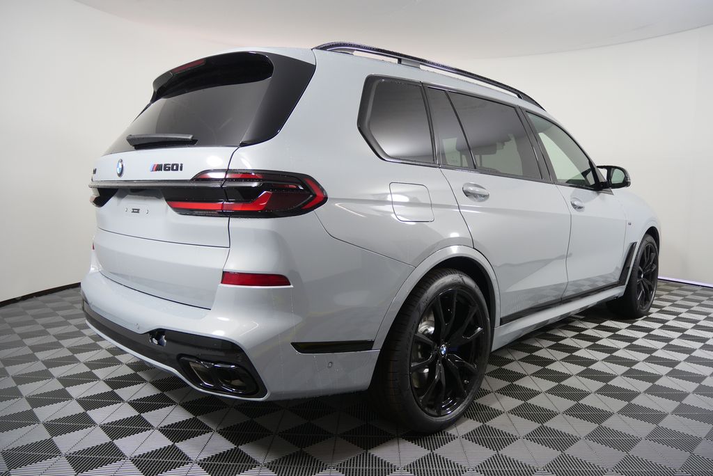 Thumbnail: 2026 BMW X7 - 3