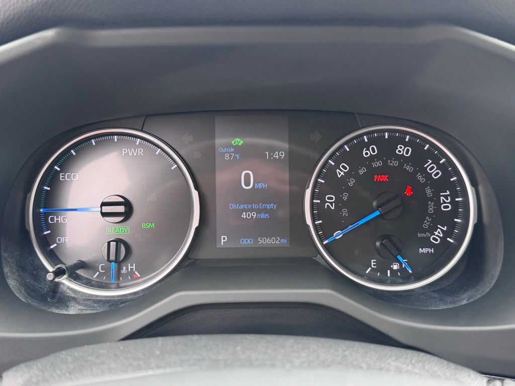 2022 Toyota RAV4 Hybrid XLE