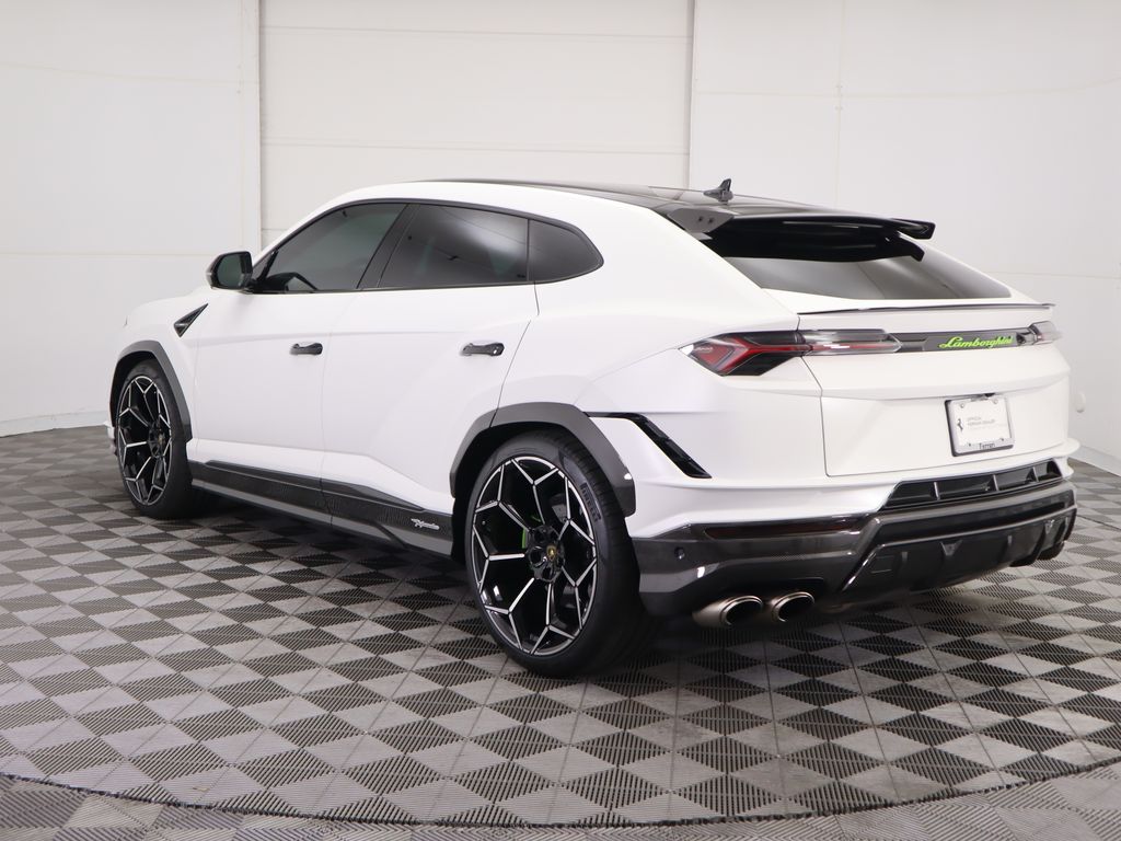 Thumbnail: 2023 Lamborghini Urus - 7
