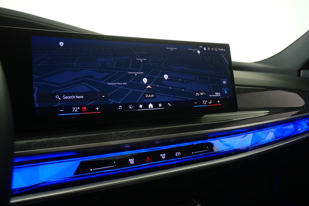 Thumbnail: 2025 BMW i7 - 24