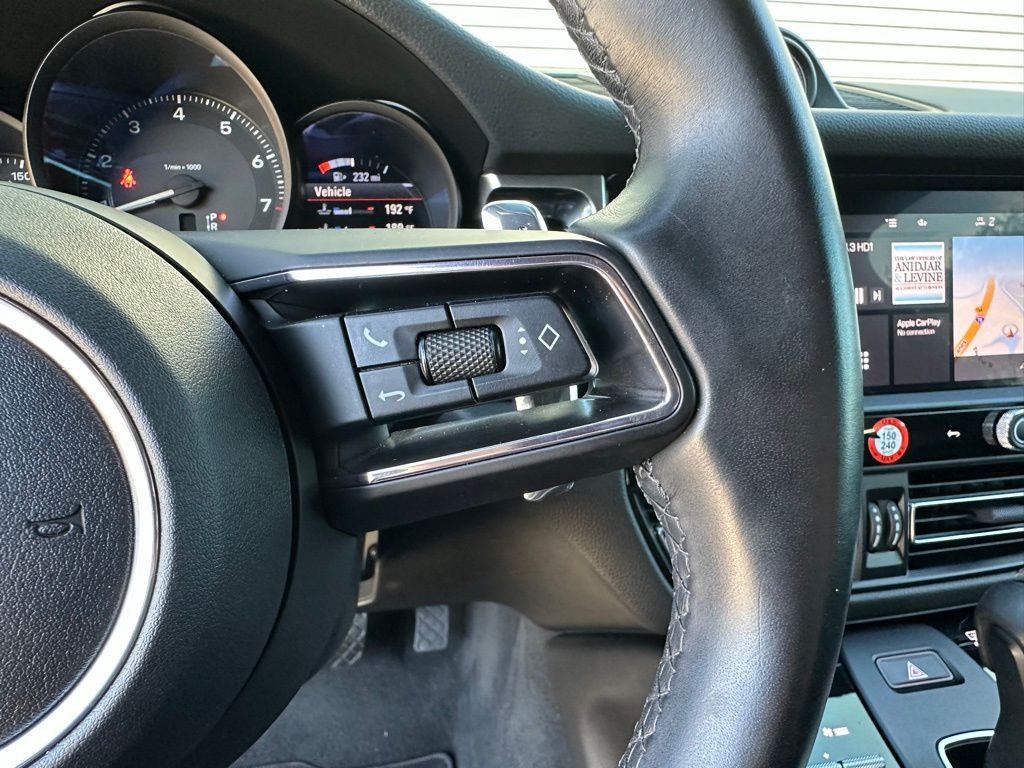 Thumbnail: 2023 Porsche Macan - 16