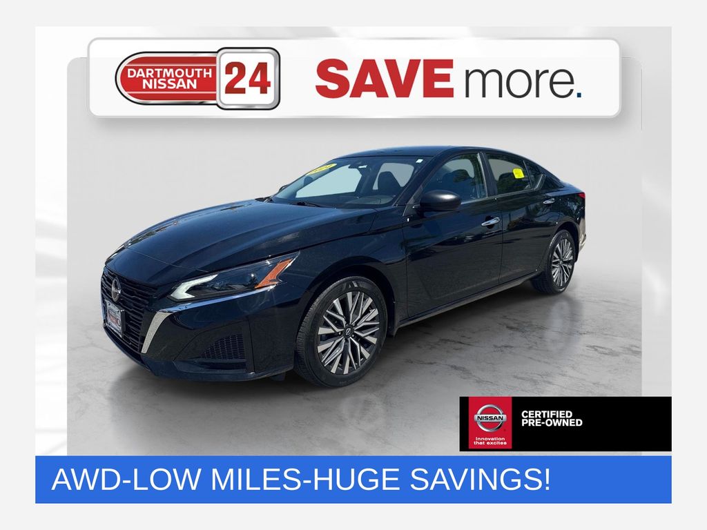 Super Black 2024 Nissan Altima Sedan All-Wheel Drive Continuously Variable Transmission
