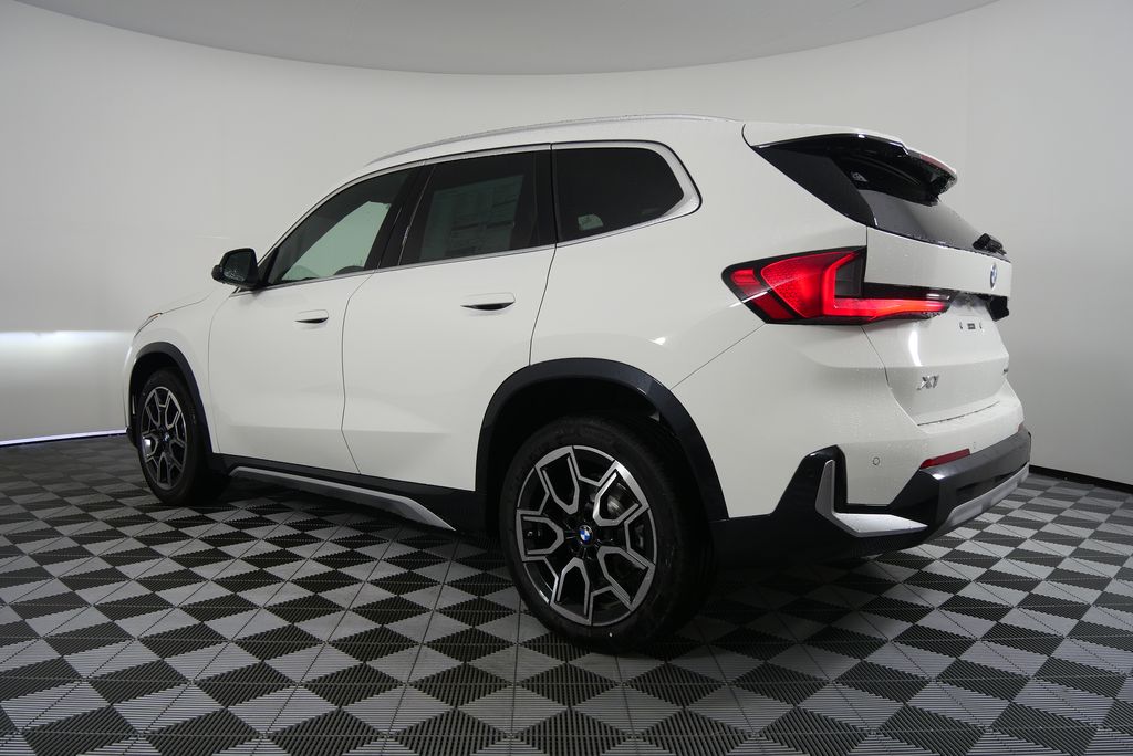 2025 BMW X1 xDrive28i 5