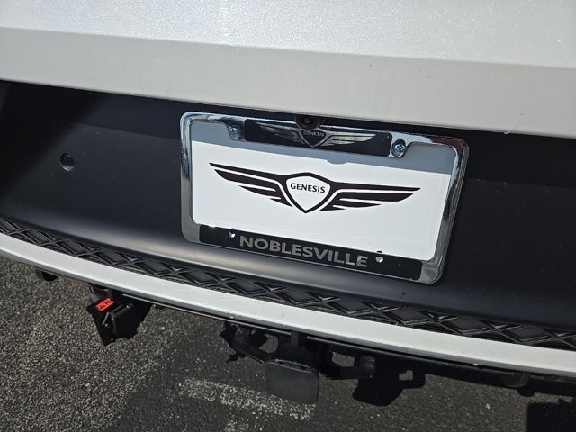 2025 Genesis GV70  12