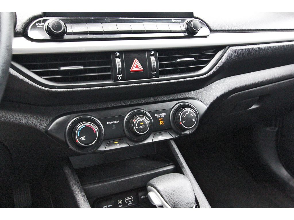 2021 Kia Forte LXS White at Community Toyota