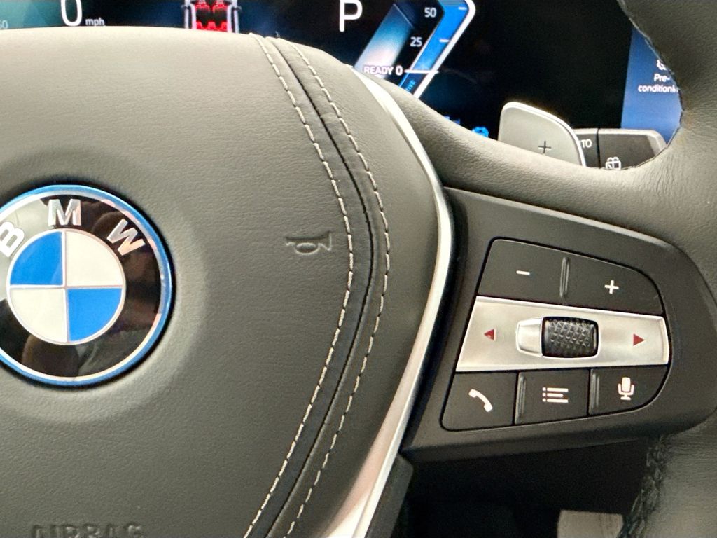 Thumbnail: 2026 BMW X5 - 12