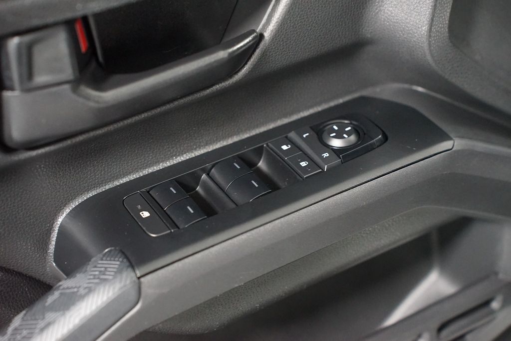 Thumbnail: 2024 Toyota Tacoma - 32