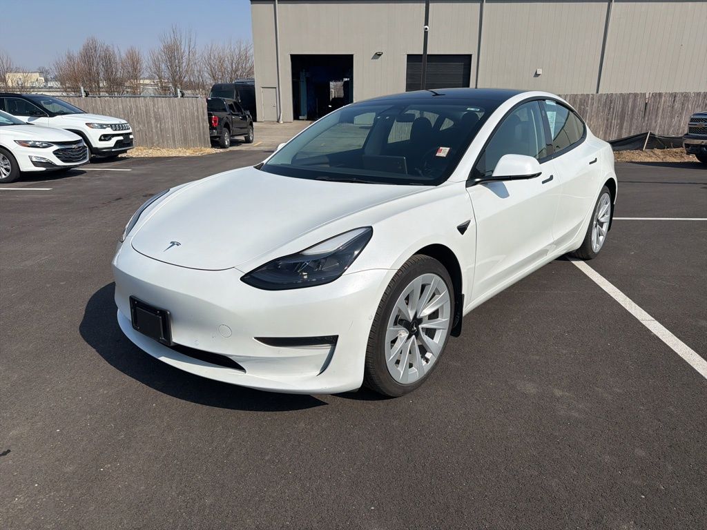 2022 Tesla Model 3 Long Range AWD