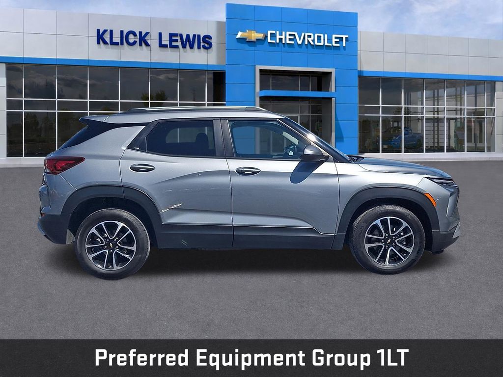 2024 Chevrolet TrailBlazer LT Gray at Auto Express Mitsubishi