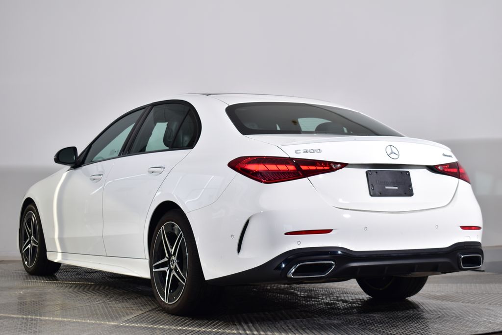 Thumbnail: 2023 Mercedes-Benz C-Class - 3