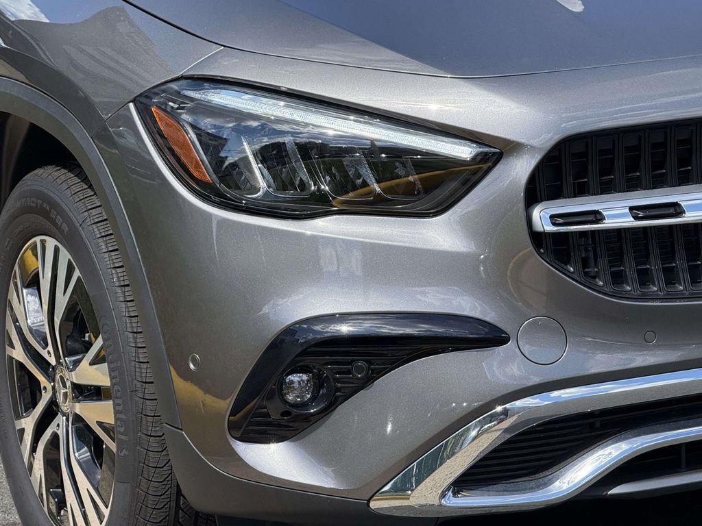 Thumbnail: 2025 Mercedes-Benz GLA - 5