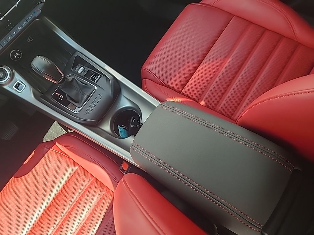 used 2024 Dodge Hornet car, priced at $27,233