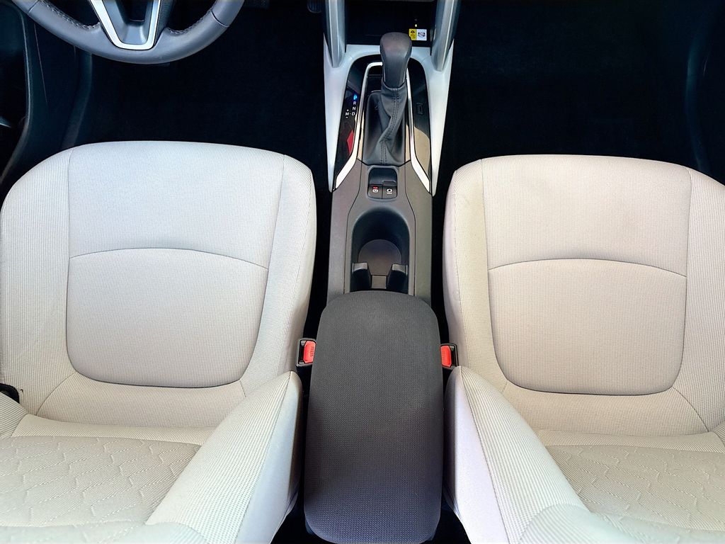 Thumbnail: 2023 Toyota Corolla Cross - 16