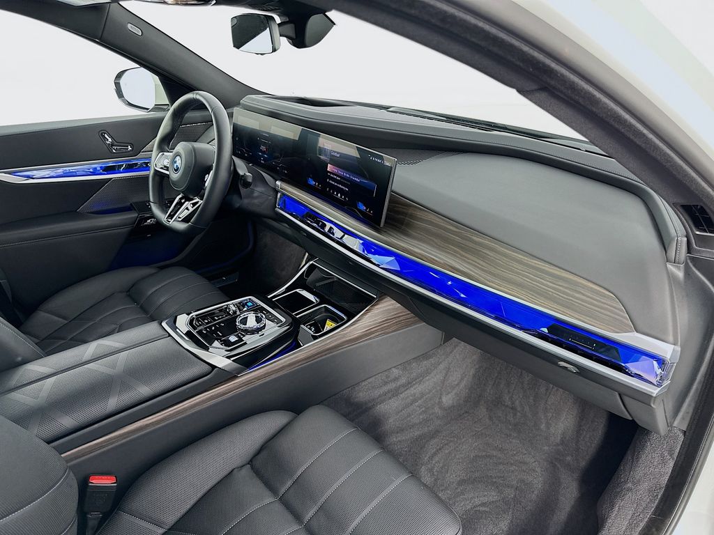 Thumbnail: 2024 BMW i7 - 29