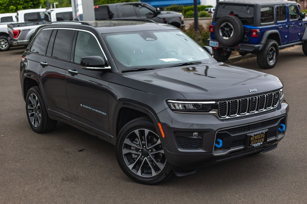 2022 Jeep Grand Cherokee 4xe Overland 4xe thumbnail 2