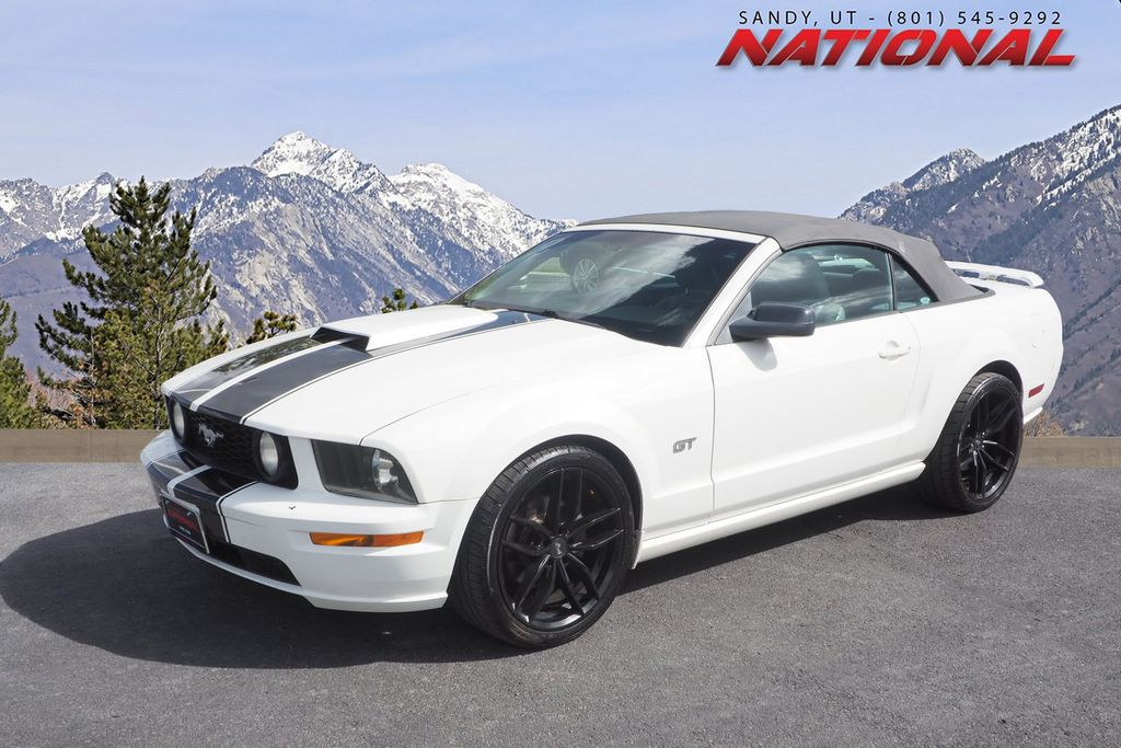 White 2006 Ford Mustang Convertible Rear-Wheel Drive 5-Speed Automatic