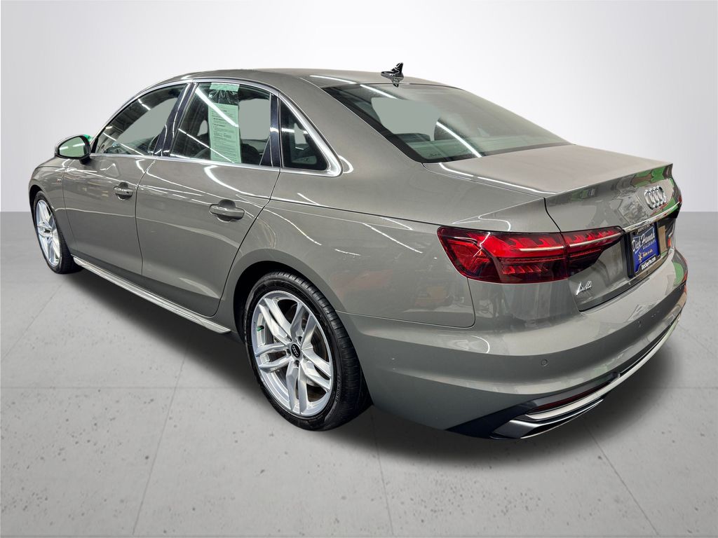 2023 Audi A4 45 S line Premium Plus