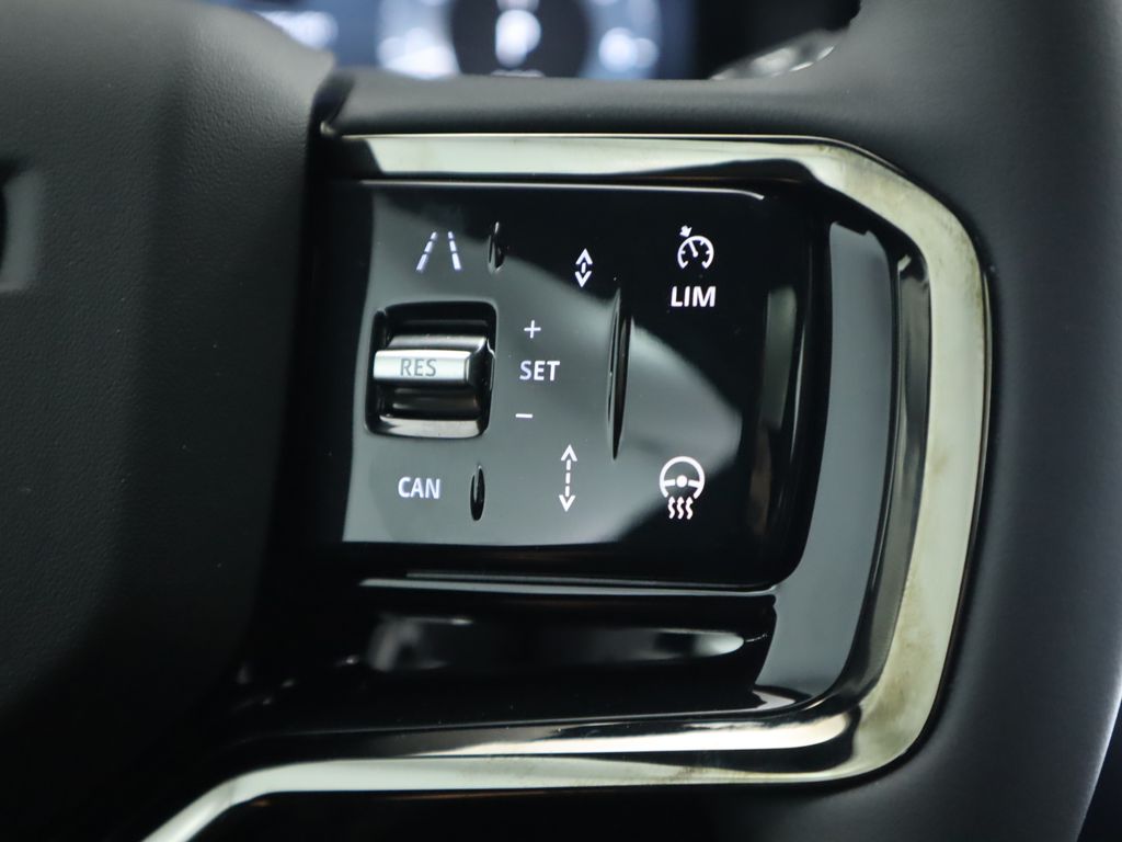 2025 Land Rover Range Rover Evoque S 13