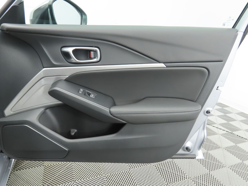 Thumbnail: 2025 Acura Integra - 25