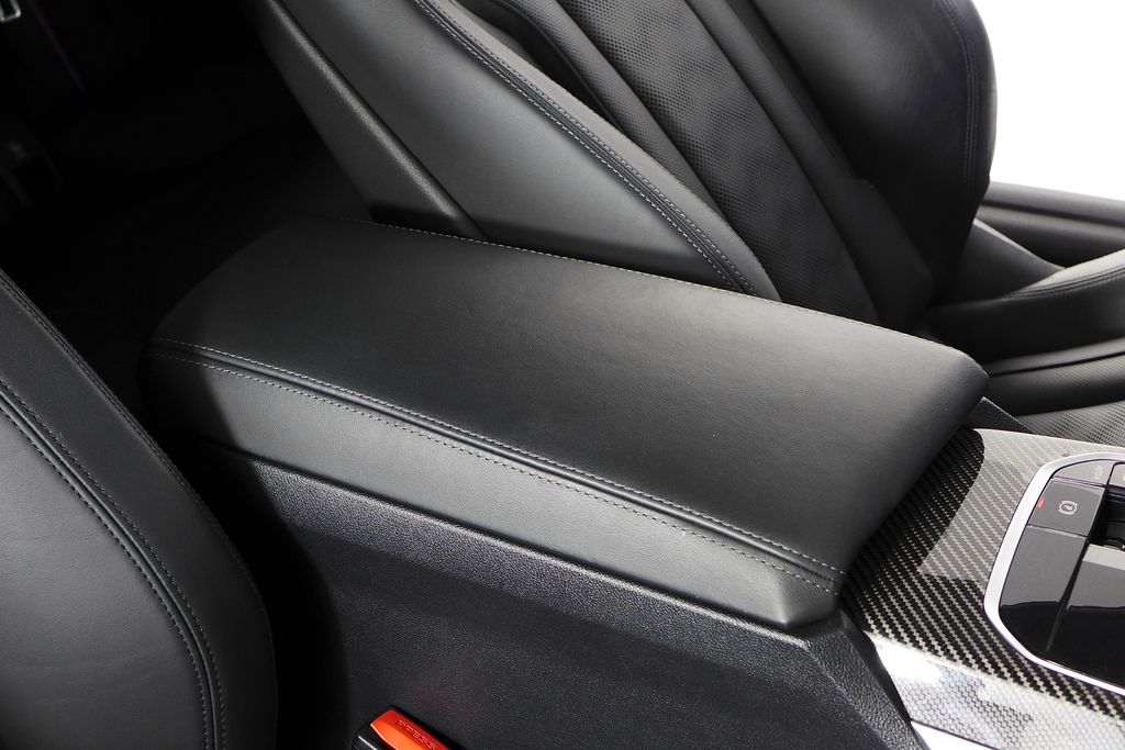 Thumbnail: 2024 BMW M4 - 17